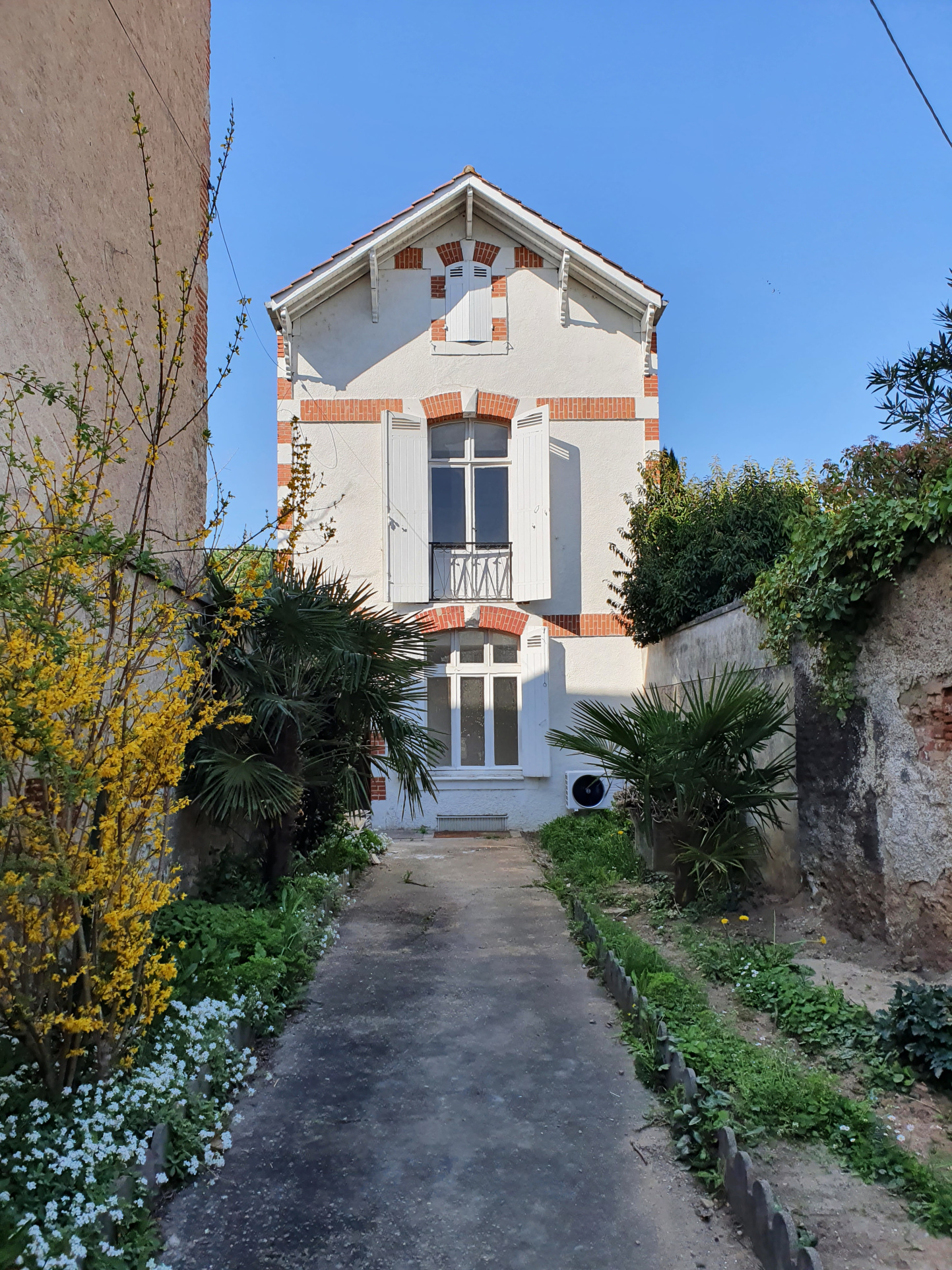  VILLENEUVE SUR LOT, Maison de ville, proche du centre ville à pieds