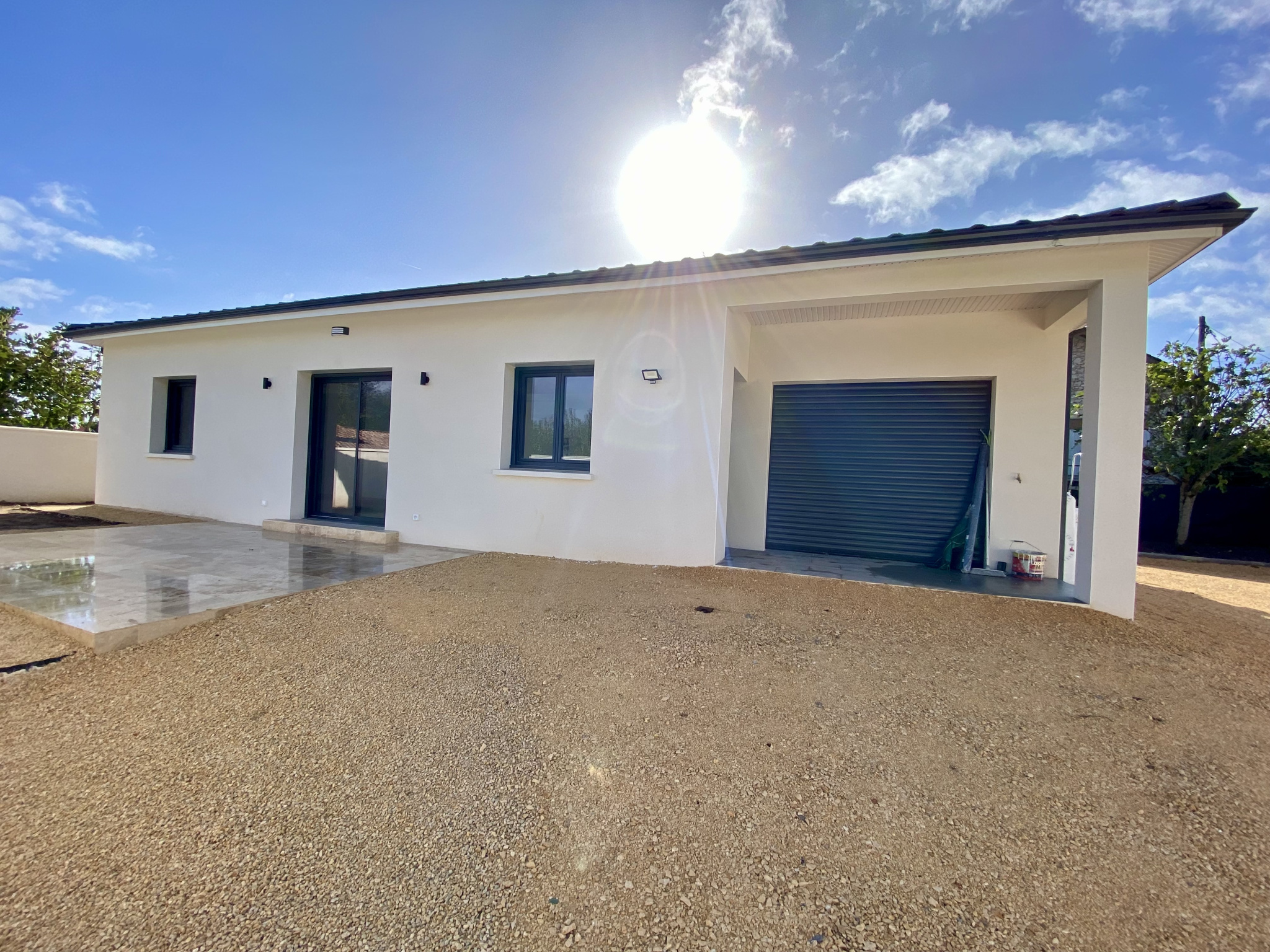 A VILLENEUVE SUR LOT, MAISON NEUVE T4 DE PLAIN PIED  AVEC JARDIN