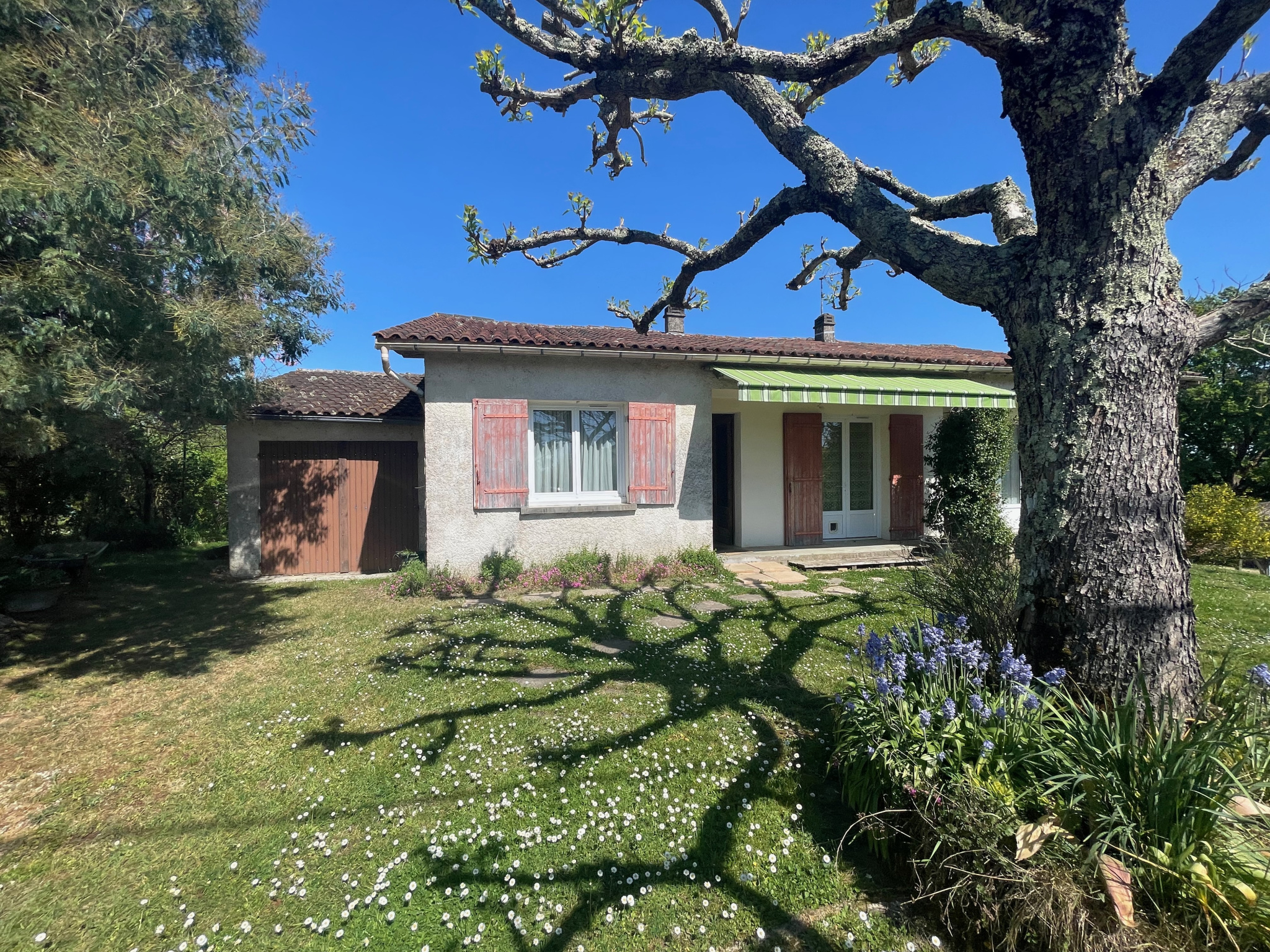 Maison de plain pied, 3 chambres, jardin